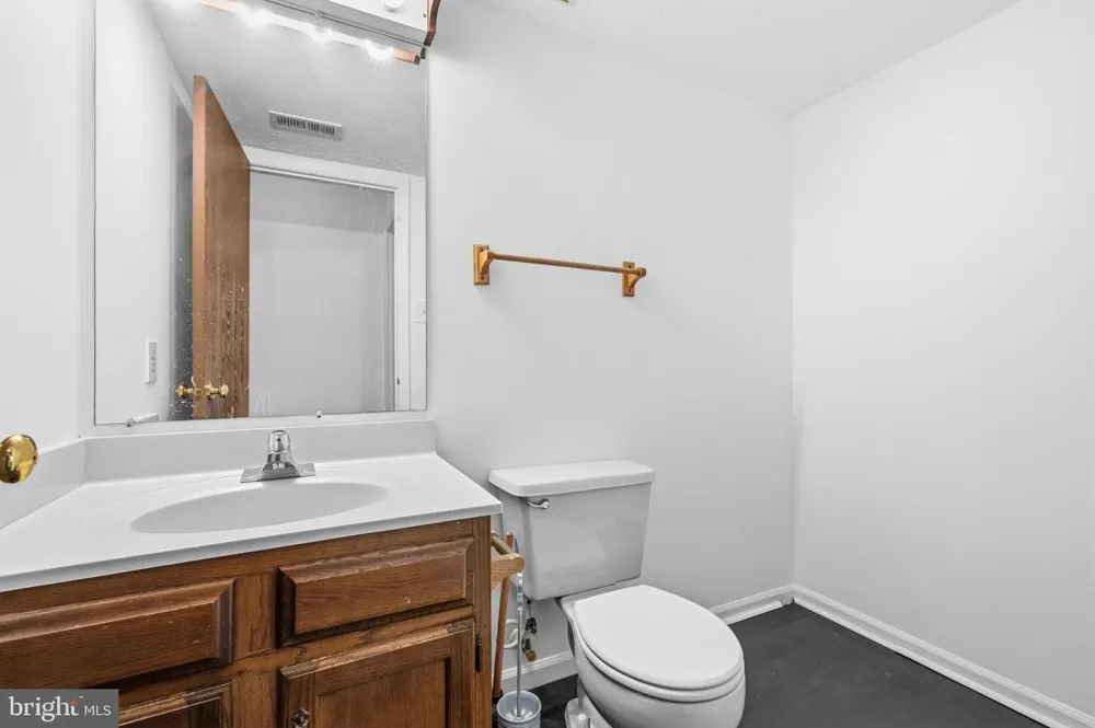 7 BRIARLEAF COURT Baltimore, MD 21228