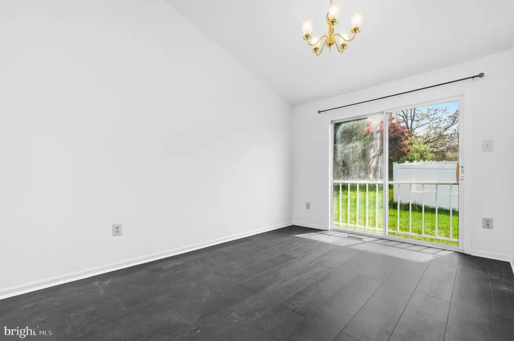7 BRIARLEAF COURT Baltimore, MD 21228