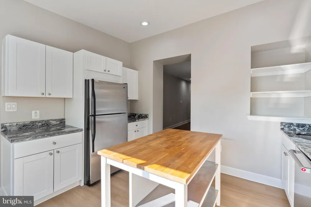3819 ROLAND AVENUE Baltimore, MD 21211