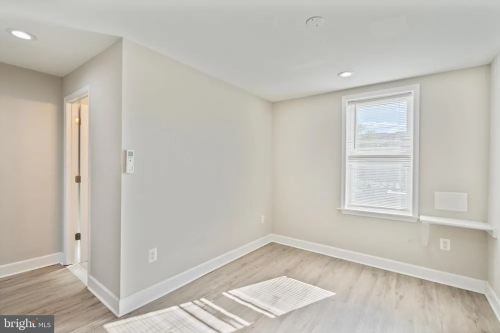 3819 ROLAND AVENUE Baltimore, MD 21211