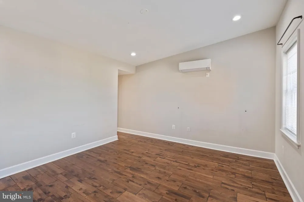 3819 ROLAND AVENUE Baltimore, MD 21211