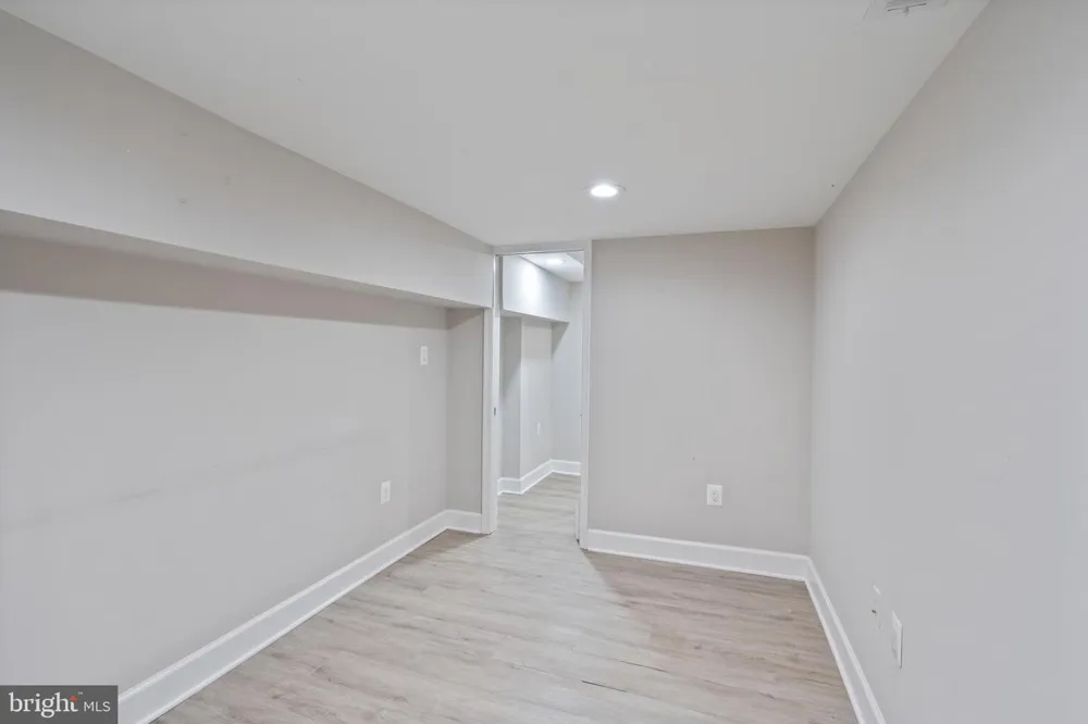 3819 ROLAND AVENUE Baltimore, MD 21211