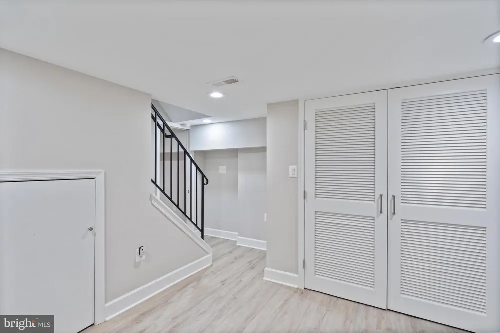 3819 ROLAND AVENUE Baltimore, MD 21211