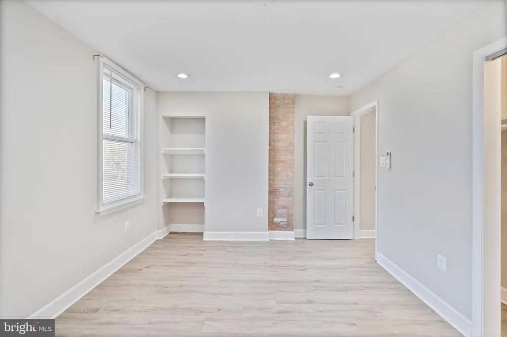 3819 ROLAND AVENUE Baltimore, MD 21211