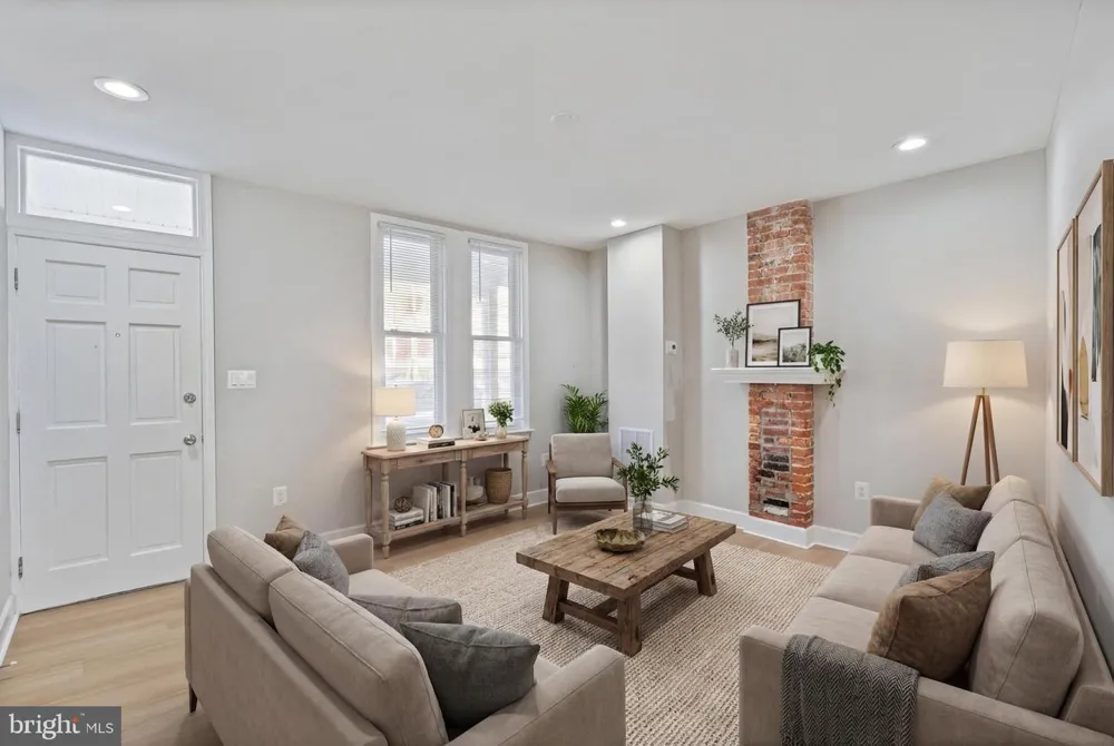 3819 ROLAND AVENUE Baltimore, MD 21211
