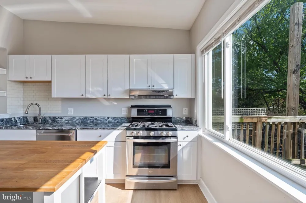 3819 ROLAND AVENUE Baltimore, MD 21211