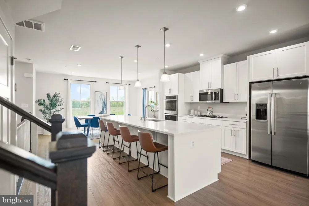 24252 THURSO SQUARE Sterling, VA 20166
