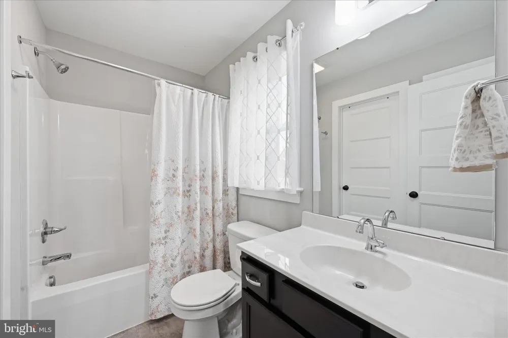 203 WRIGHT DRIVE Mechanicsburg, PA 17055