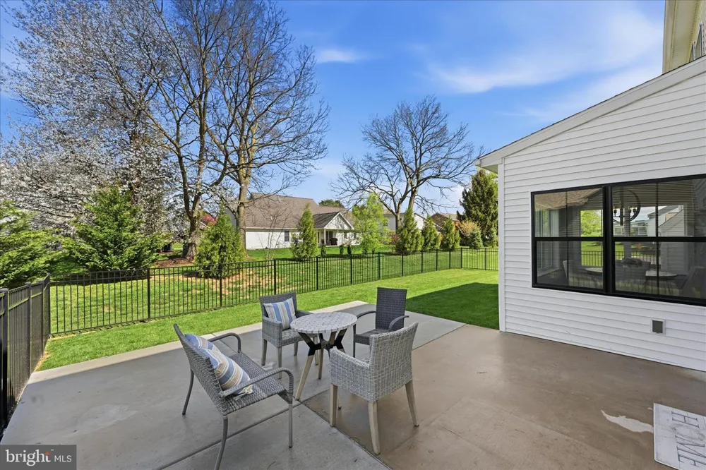 203 WRIGHT DRIVE Mechanicsburg, PA 17055