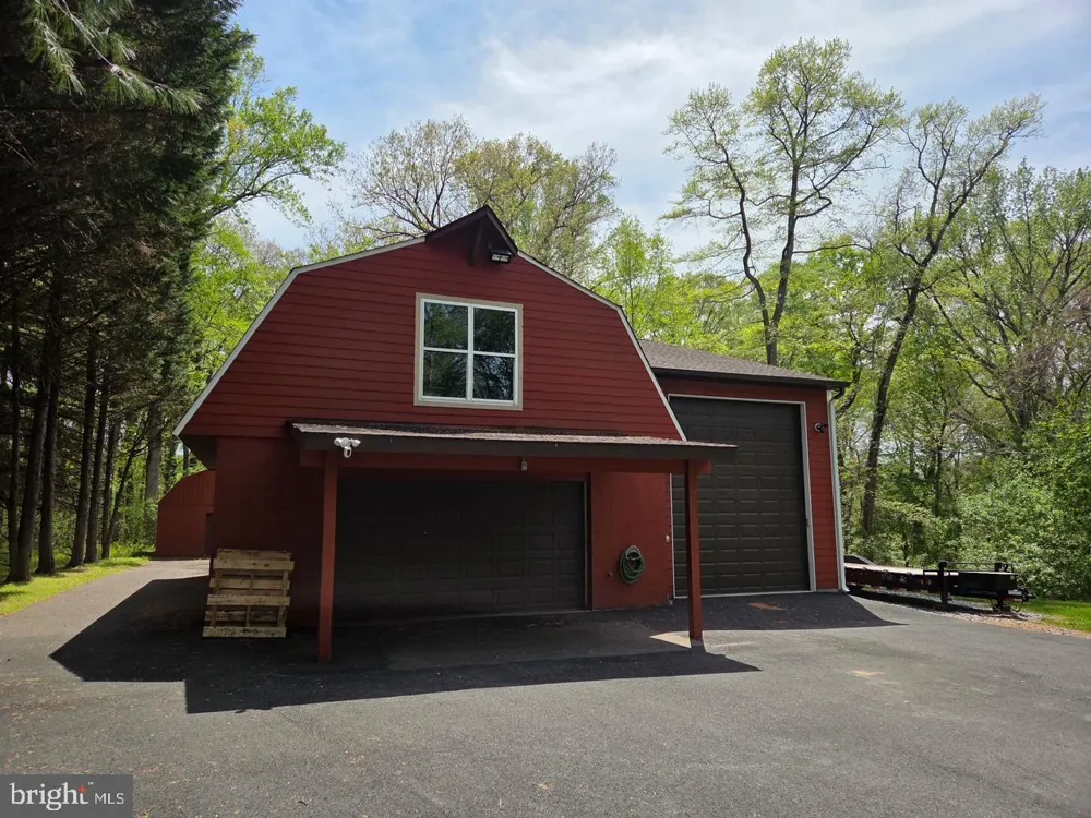 3754 PATUXENT RIVER ROAD Davidsonville, MD 21035