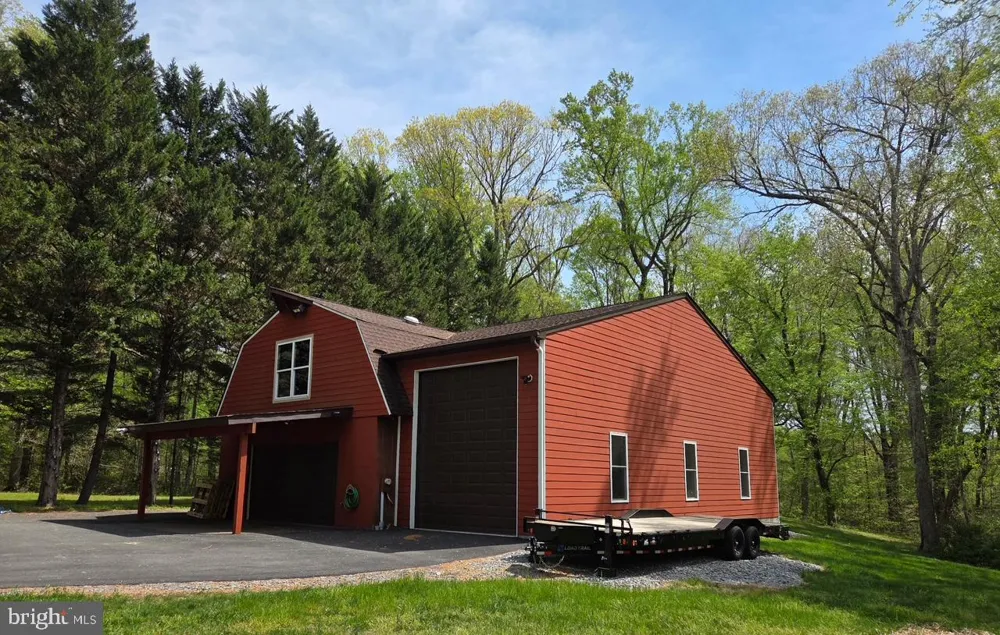 3754 PATUXENT RIVER ROAD Davidsonville, MD 21035