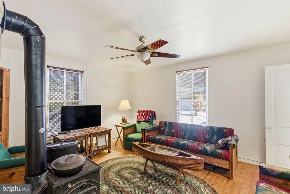 240 STONELEIGH ROAD Palmyra, VA 22963
