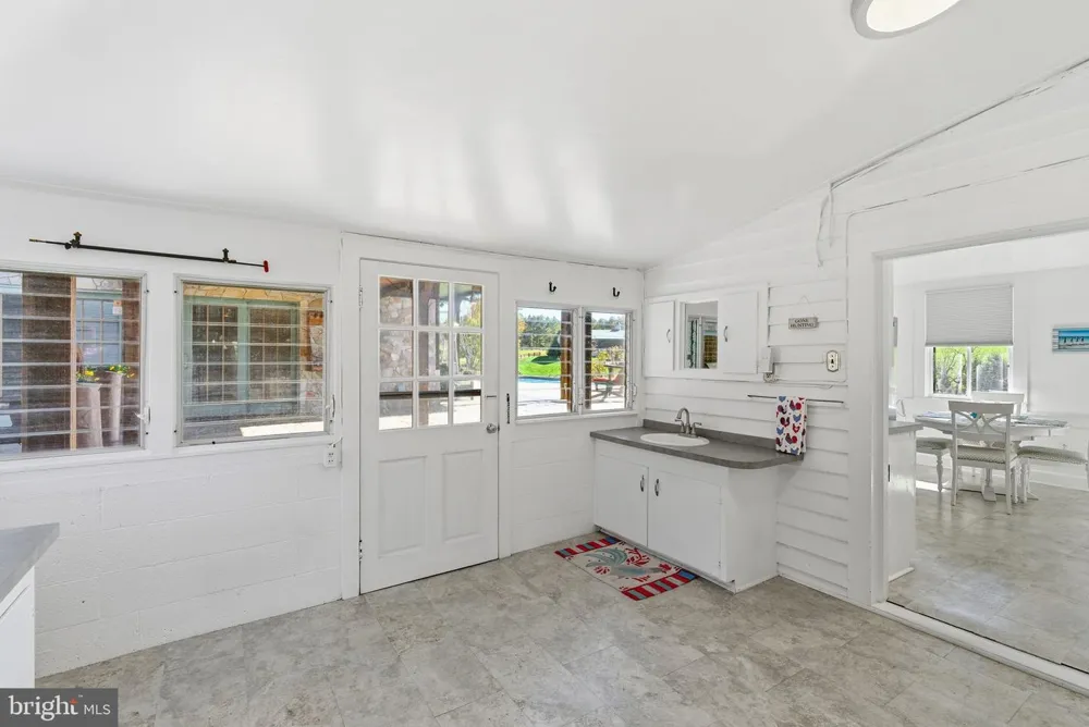 240 STONELEIGH ROAD Palmyra, VA 22963