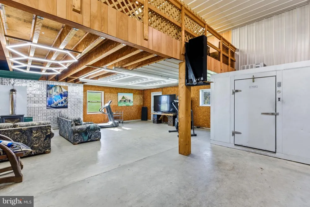 240 STONELEIGH ROAD Palmyra, VA 22963