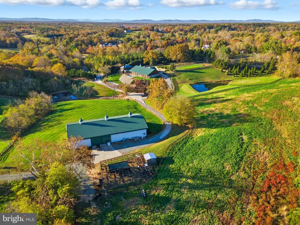 240 STONELEIGH ROAD Palmyra, VA 22963
