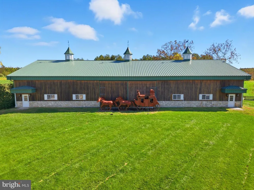 240 STONELEIGH ROAD Palmyra, VA 22963
