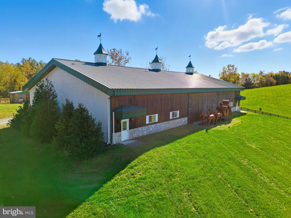240 STONELEIGH ROAD Palmyra, VA 22963