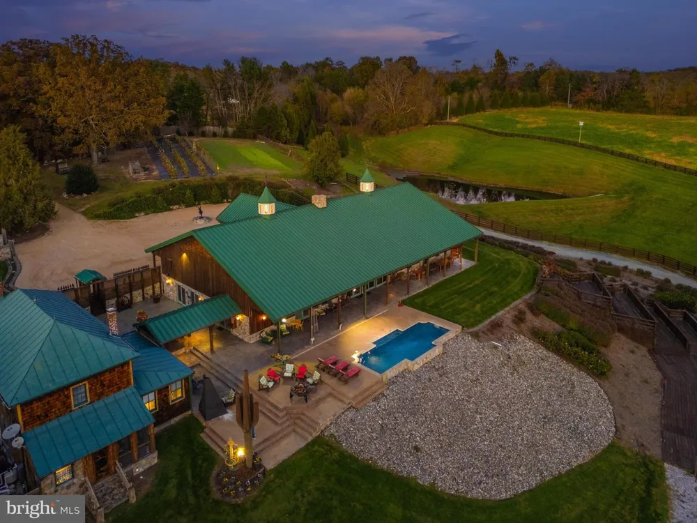 240 STONELEIGH ROAD Palmyra, VA 22963