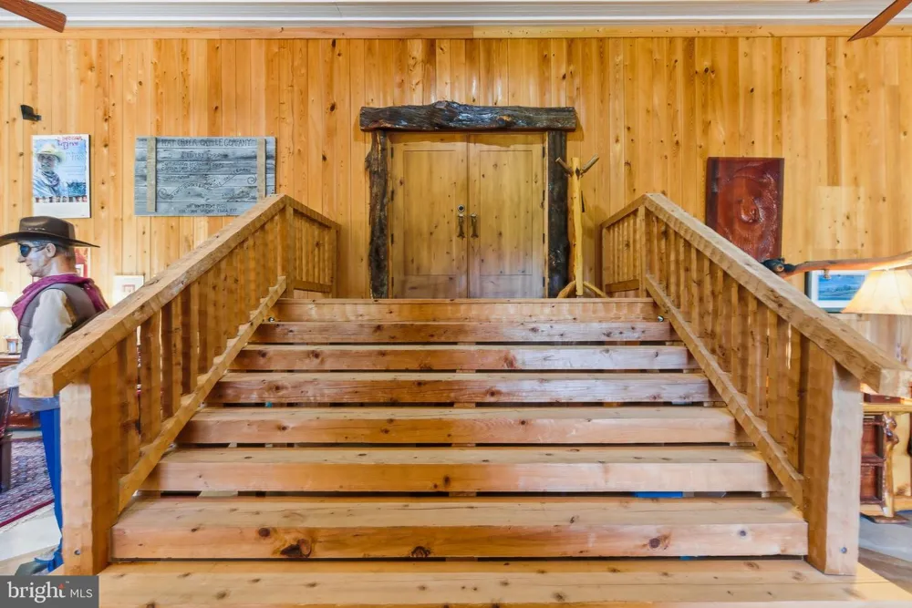 240 STONELEIGH ROAD Palmyra, VA 22963