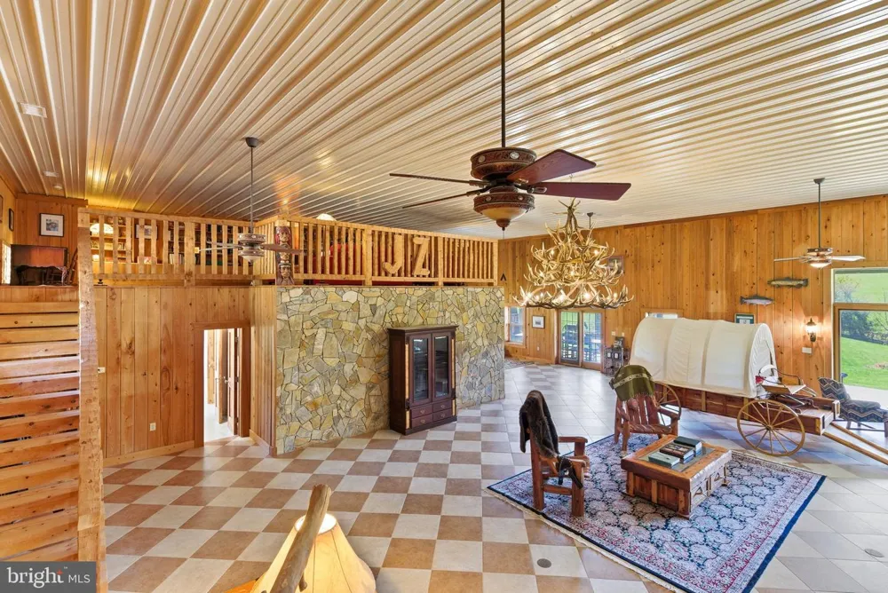 240 STONELEIGH ROAD Palmyra, VA 22963