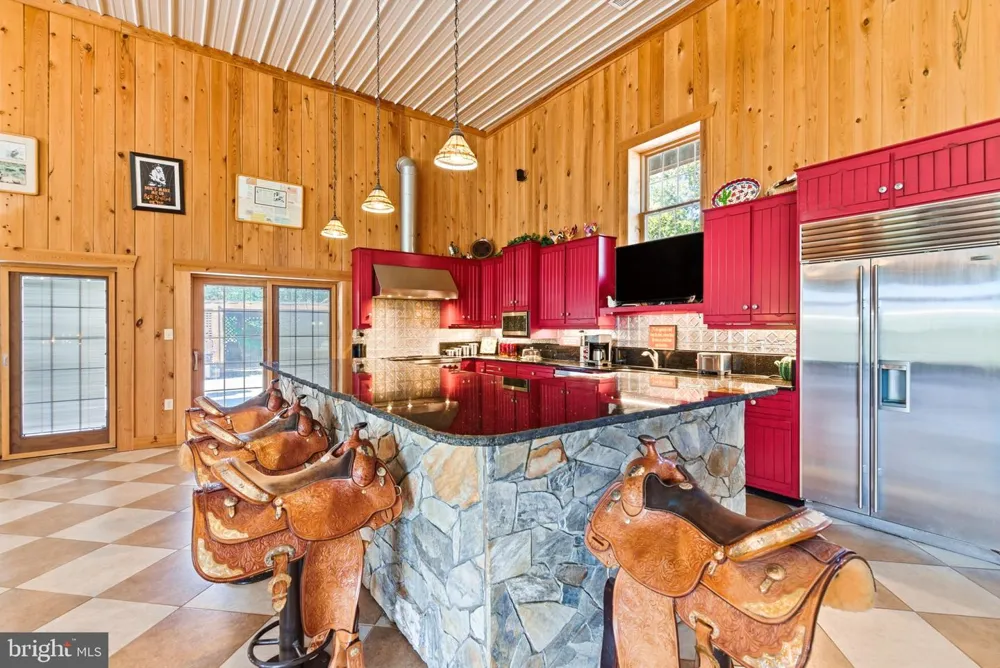 240 STONELEIGH ROAD Palmyra, VA 22963