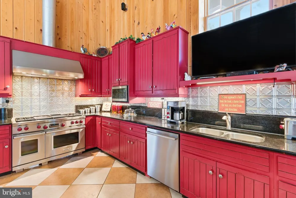 240 STONELEIGH ROAD Palmyra, VA 22963