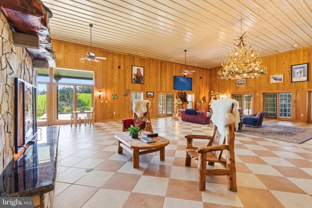 240 STONELEIGH ROAD Palmyra, VA 22963