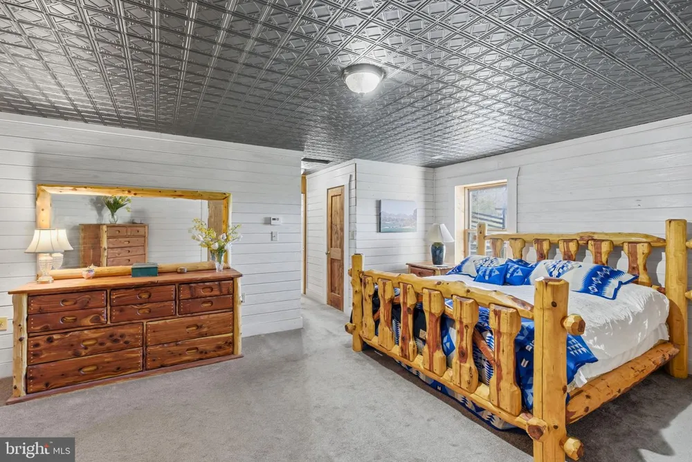 240 STONELEIGH ROAD Palmyra, VA 22963