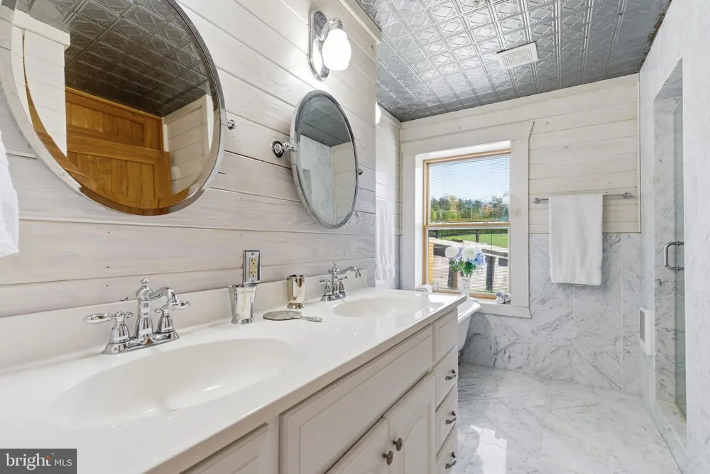 240 STONELEIGH ROAD Palmyra, VA 22963
