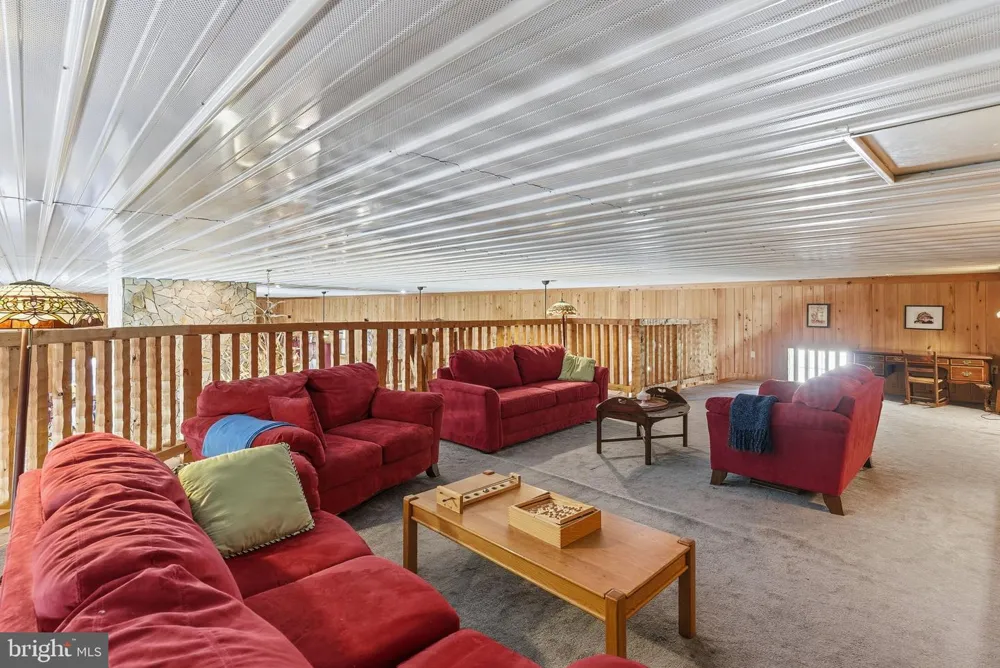240 STONELEIGH ROAD Palmyra, VA 22963