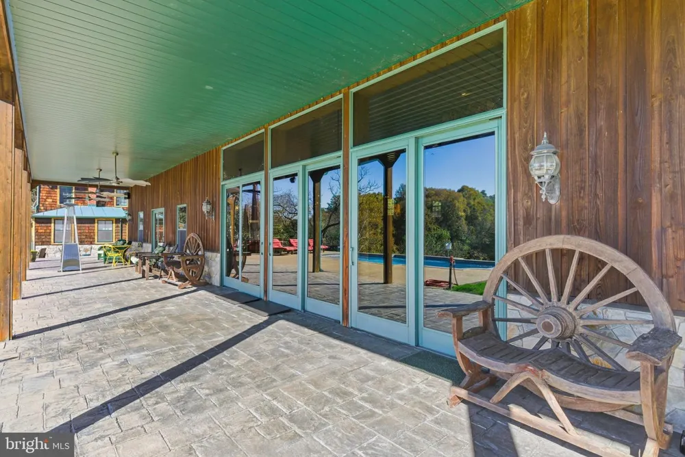 240 STONELEIGH ROAD Palmyra, VA 22963