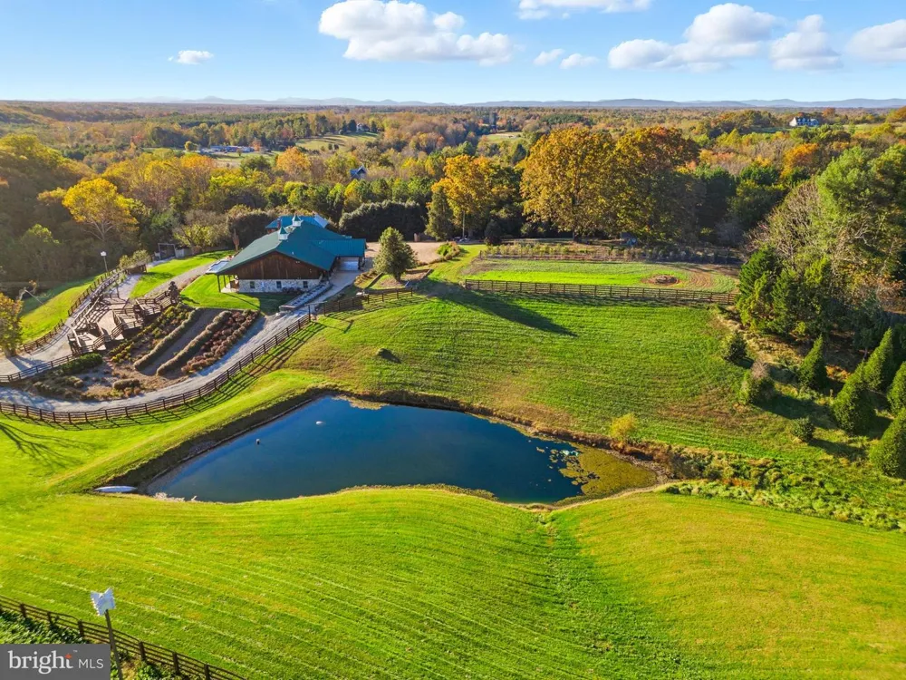 240 STONELEIGH ROAD Palmyra, VA 22963