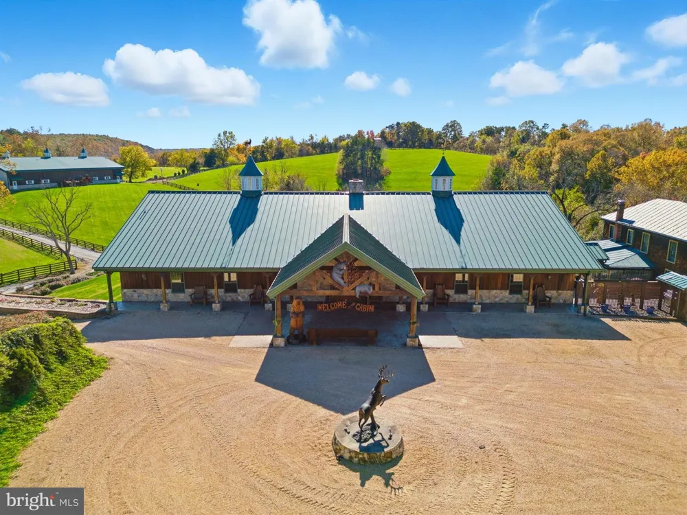 240 STONELEIGH ROAD Palmyra, VA 22963