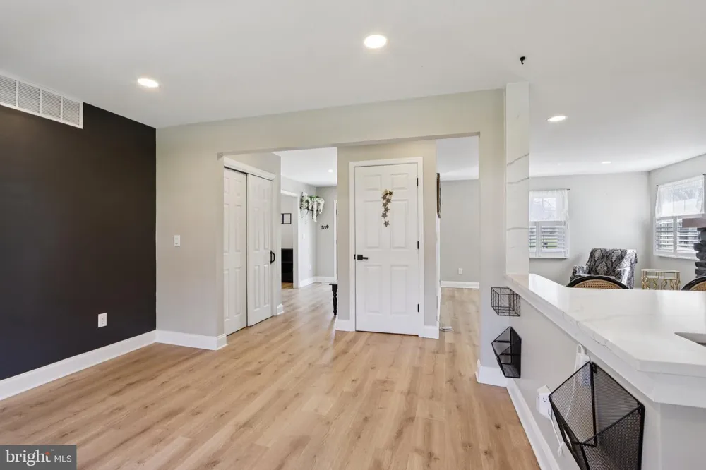 351 MERRICK ROAD Robbinsville, NJ 08691