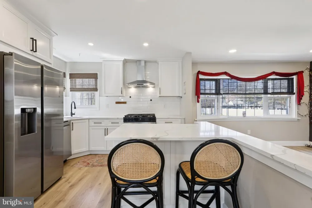 351 MERRICK ROAD Robbinsville, NJ 08691