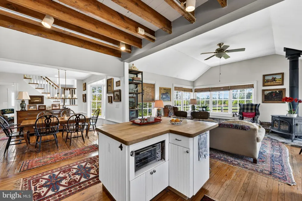 871 OLD CHAPEL ROAD Boyce, VA 22620