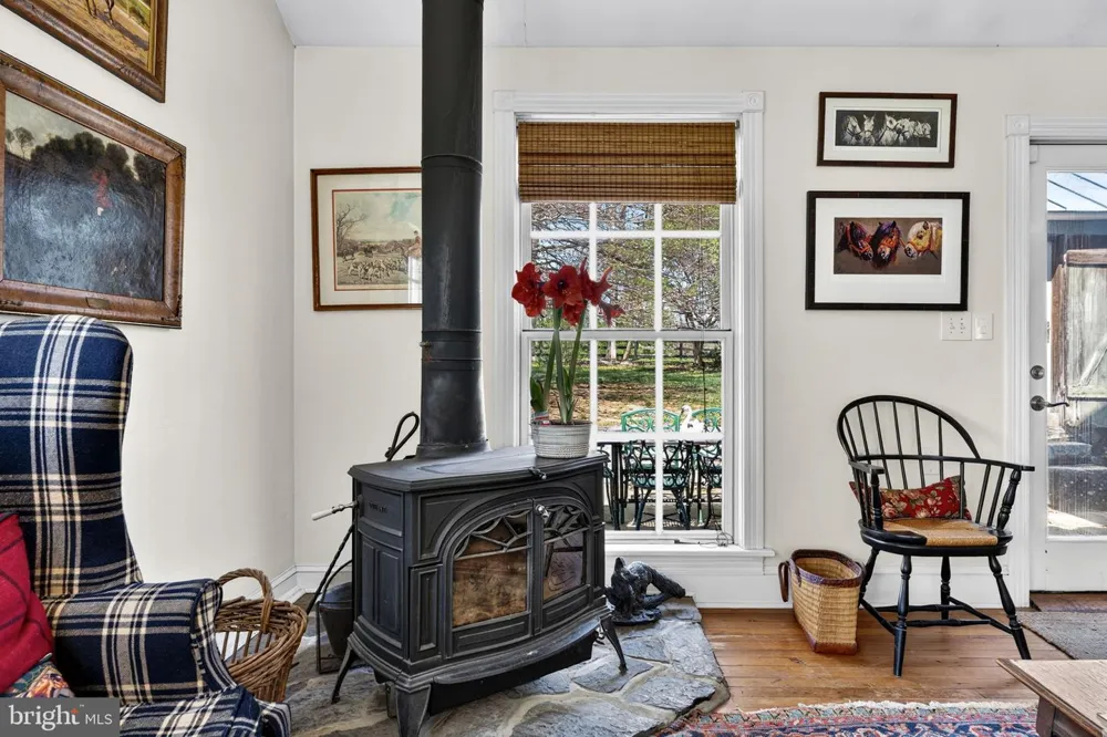 871 OLD CHAPEL ROAD Boyce, VA 22620