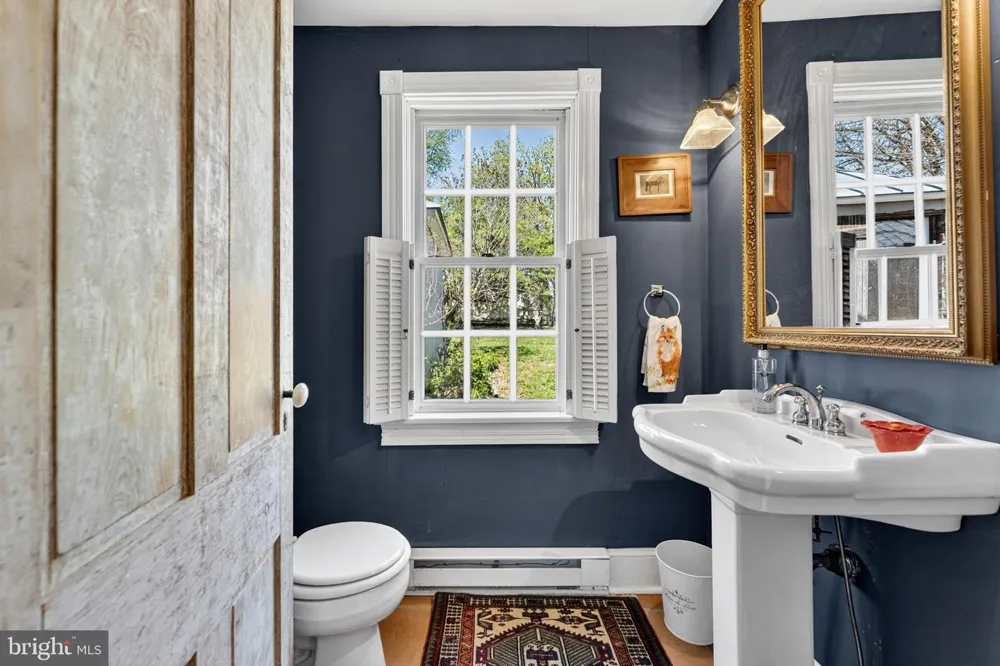 871 OLD CHAPEL ROAD Boyce, VA 22620