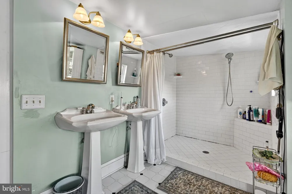 871 OLD CHAPEL ROAD Boyce, VA 22620