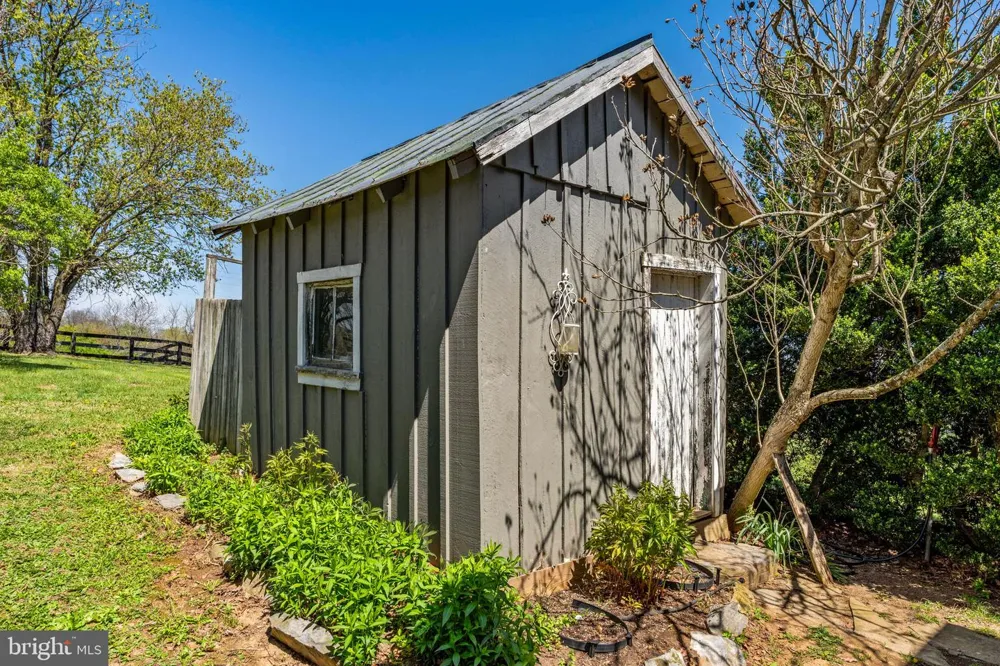 871 OLD CHAPEL ROAD Boyce, VA 22620