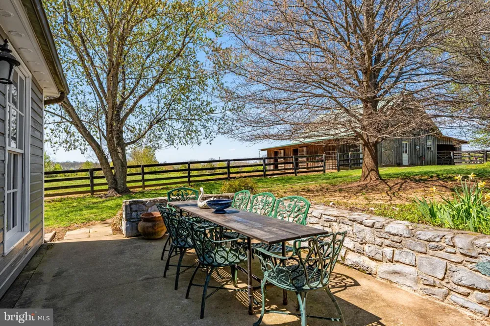 871 OLD CHAPEL ROAD Boyce, VA 22620