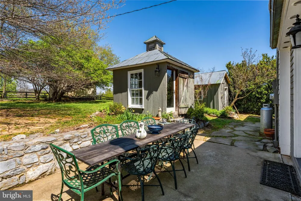 871 OLD CHAPEL ROAD Boyce, VA 22620