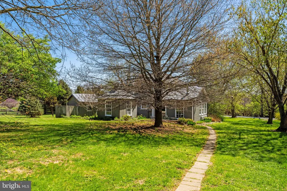 871 OLD CHAPEL ROAD Boyce, VA 22620