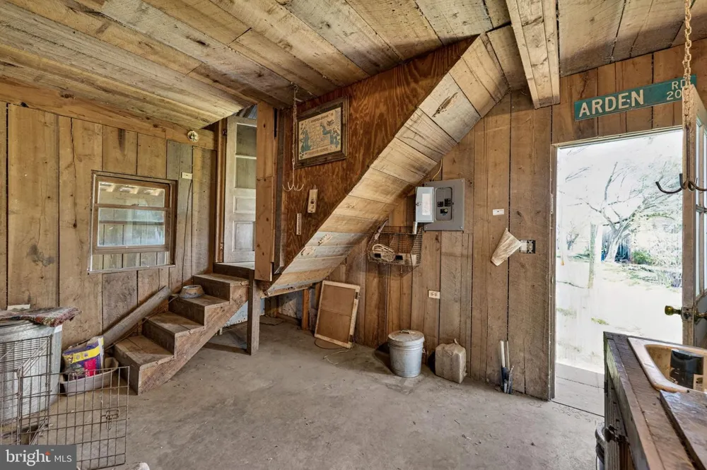 871 OLD CHAPEL ROAD Boyce, VA 22620