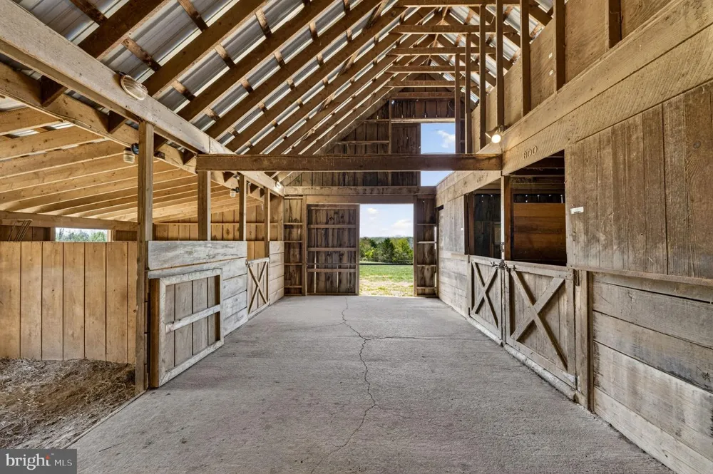 871 OLD CHAPEL ROAD Boyce, VA 22620