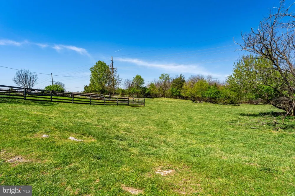 871 OLD CHAPEL ROAD Boyce, VA 22620
