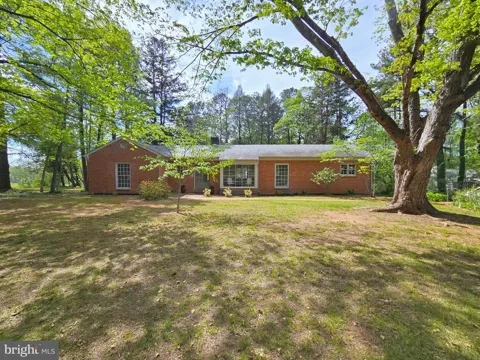 3271 ROSNEY ROAD