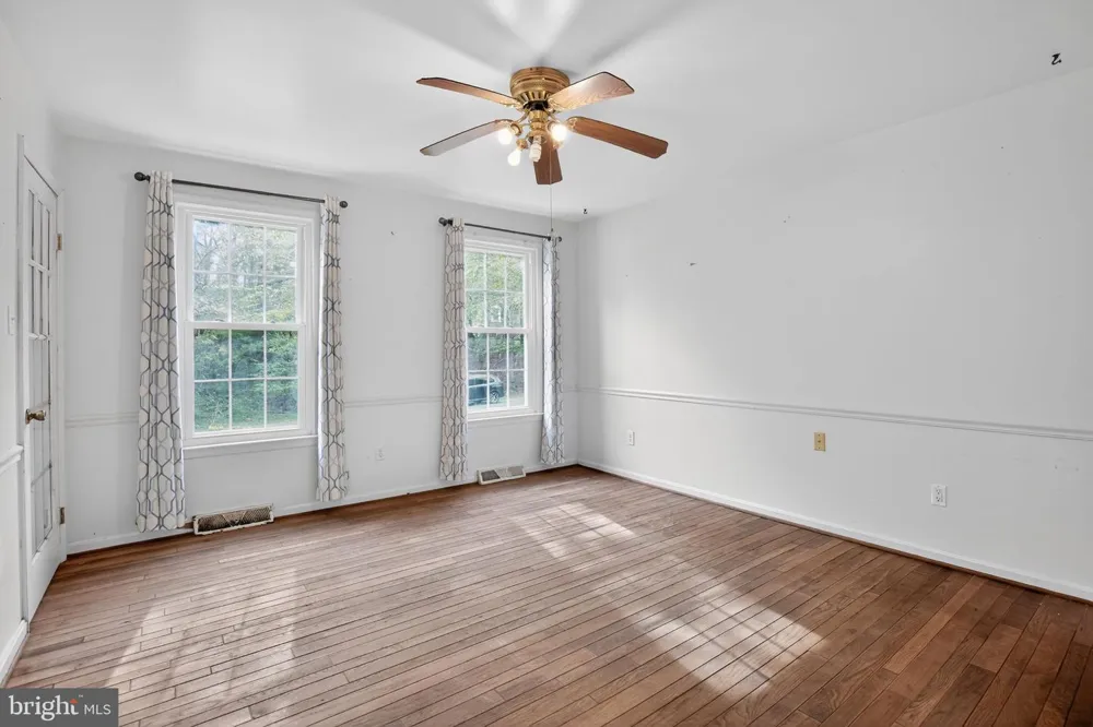 507 CHESTNUT COURT La Plata, MD 20646