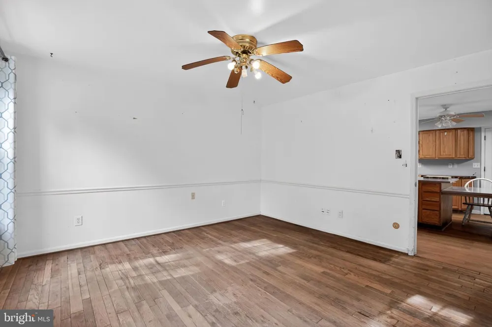 507 CHESTNUT COURT La Plata, MD 20646