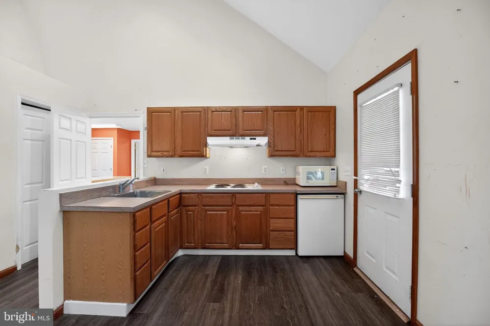 507 CHESTNUT COURT La Plata, MD 20646